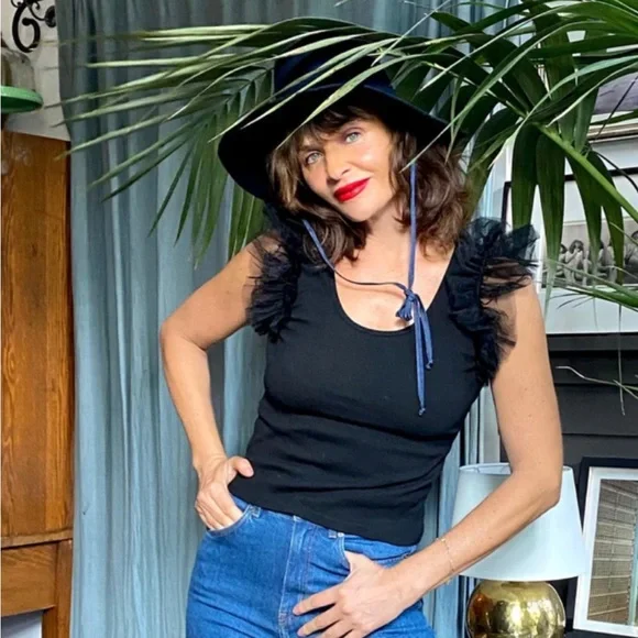 Black Knit Ruffle Tank - Picture 4 of 4